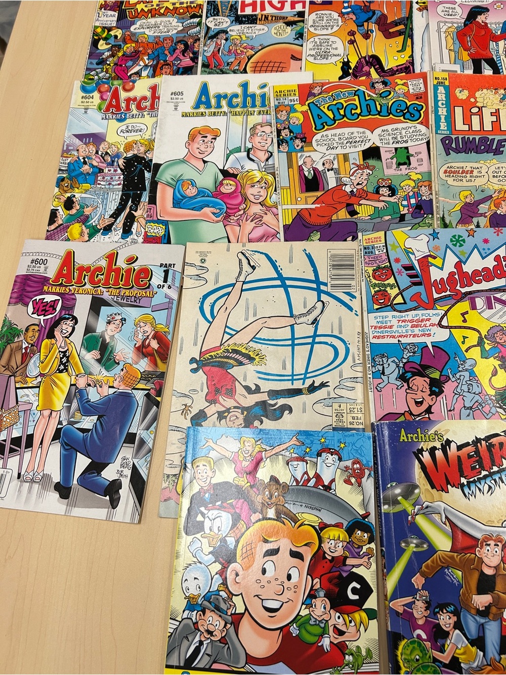 Archie Comics Lot, Approx. 20 Issues - Picture 8 of 10